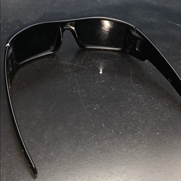OAKLEY BLACK SUNGLASSES - Picture 2 of 7